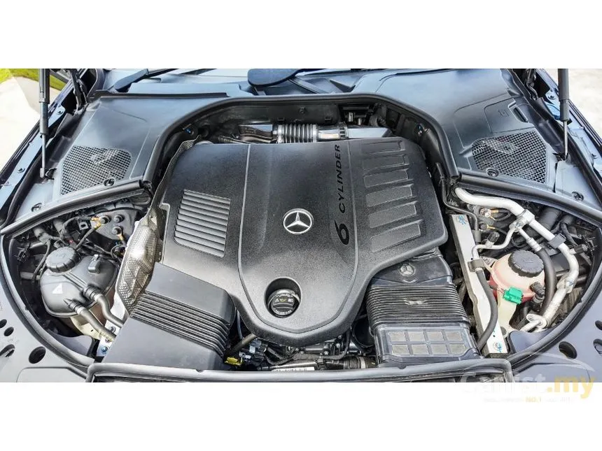 2022 Mercedes-Benz S580e Sedan