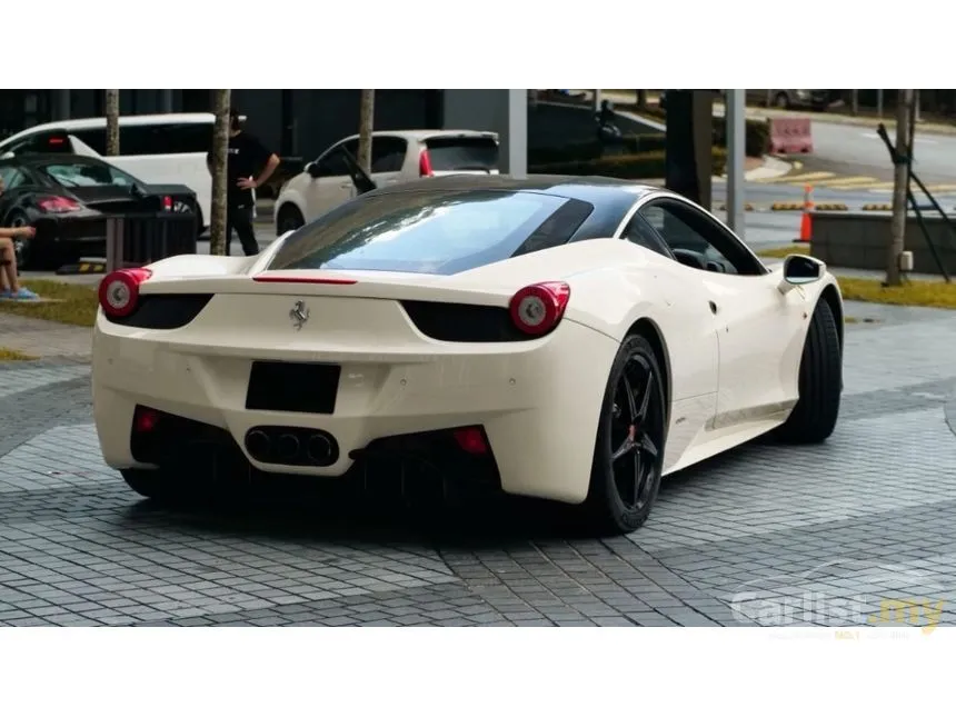 2012 Ferrari 458 Italia Coupe