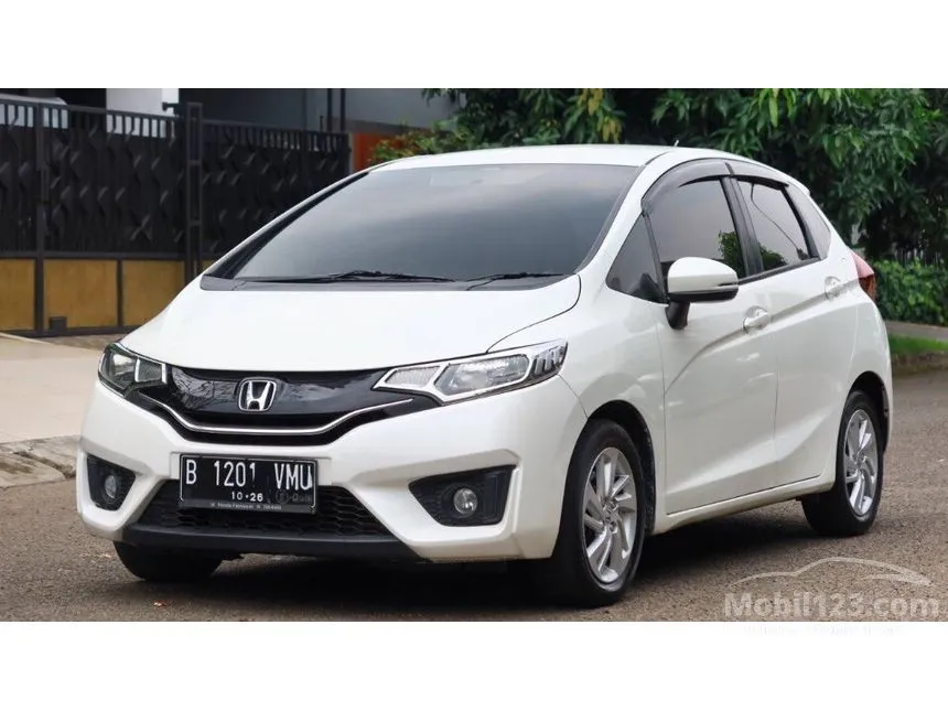 Jual Mobil Honda Jazz 2015 S 1.5 di Banten Automatic Hatchback Putih Rp 160.000.000