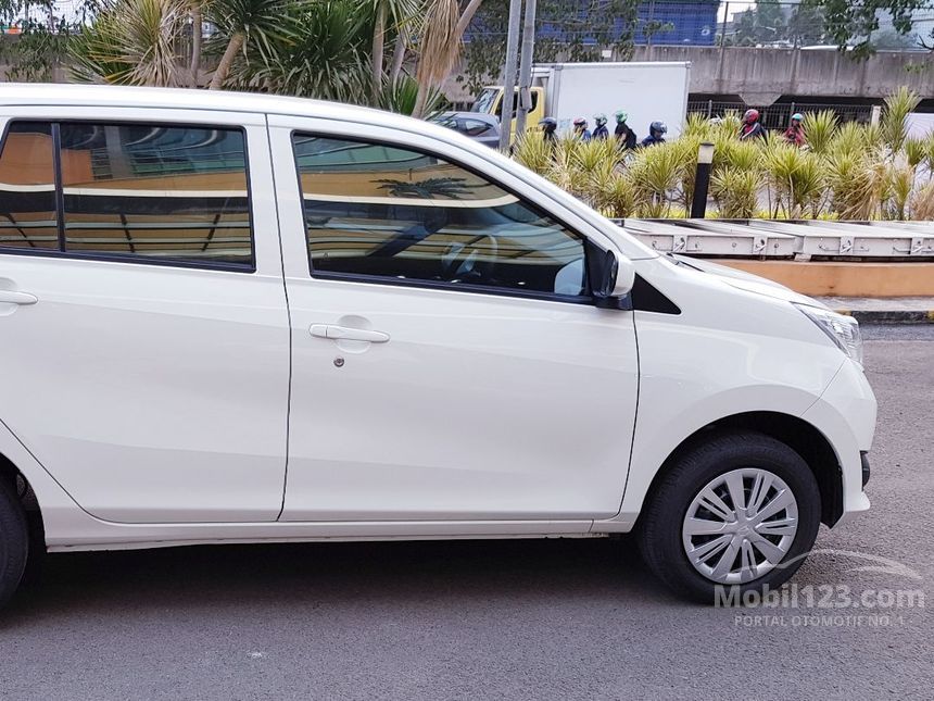 Jual Mobil Daihatsu Sigra 2019 M 1.0 di DKI Jakarta Manual MPV Putih Rp