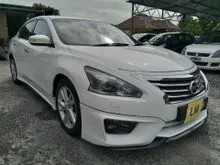 R 2015 Nissan Teana 2.5 XV Sedan SUNROOF 1 OWNER FACELIFT