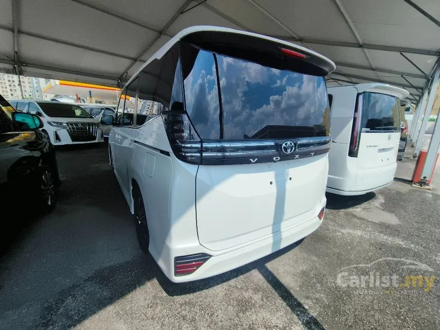 2023 Toyota Voxy S-Z MPV