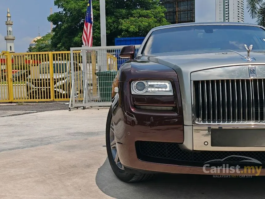 2013 Rolls-Royce Ghost Sedan