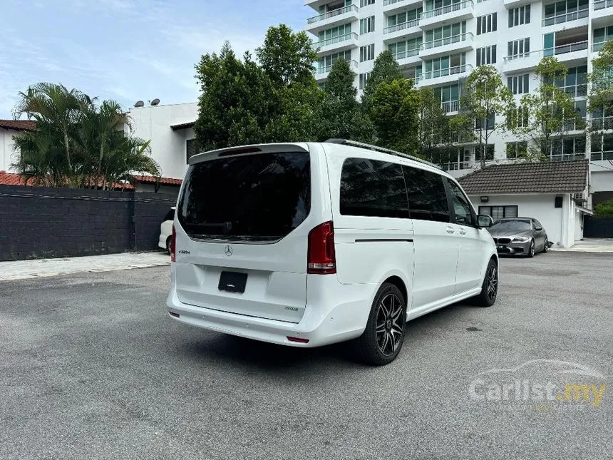 2022 Mercedes-Benz V220 D Avantgarde MPV