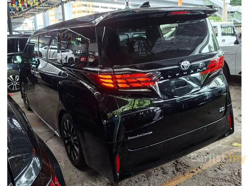 2024 Toyota Alphard Executive Lounge MPV