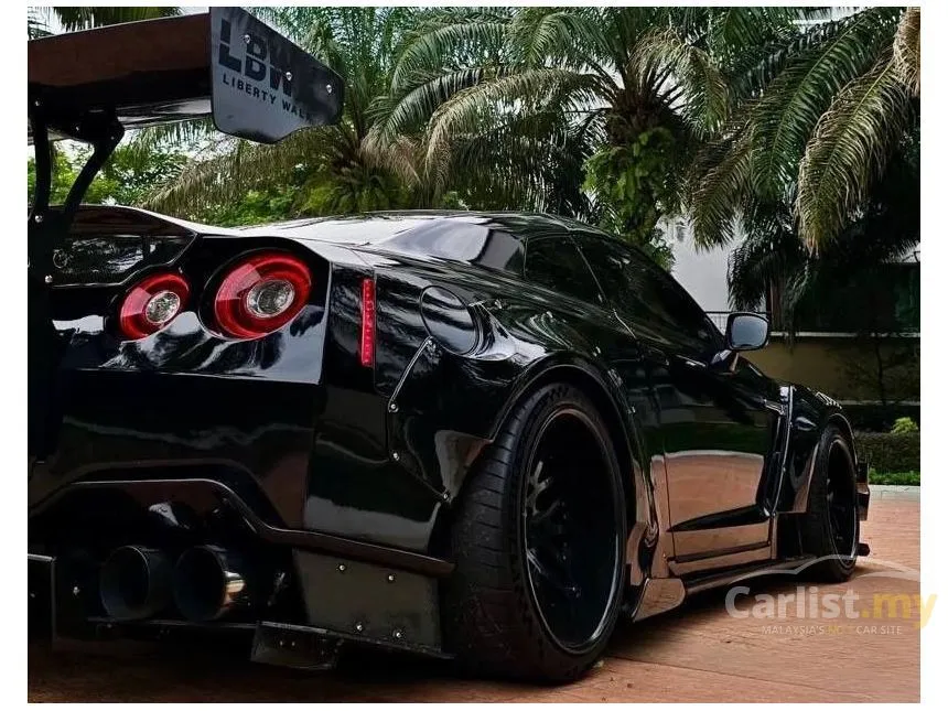 2009 Nissan GT-R Coupe