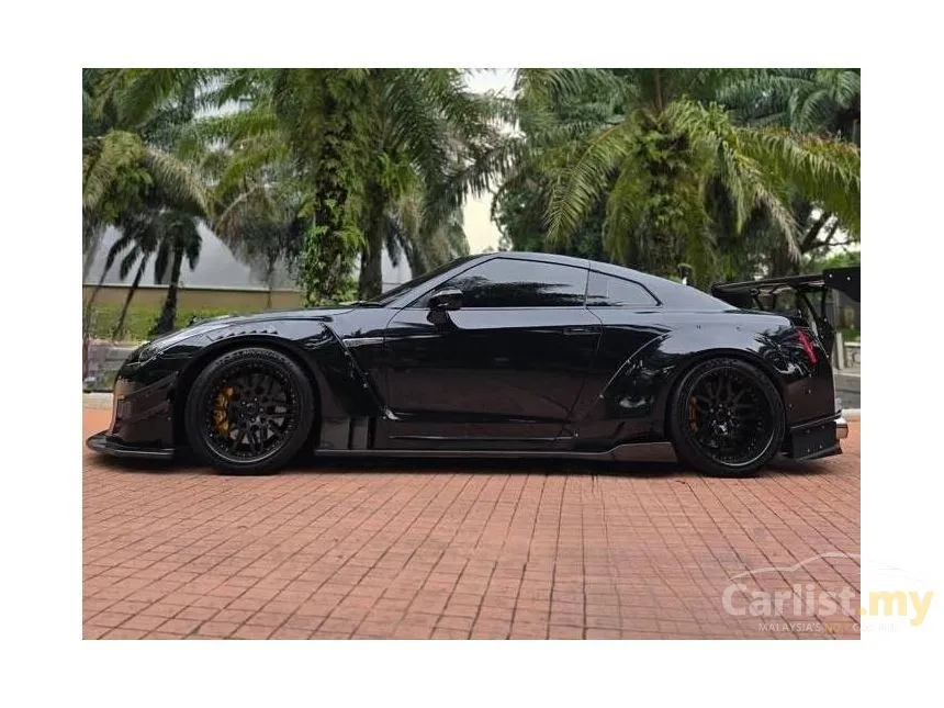 2009 Nissan GT-R Coupe
