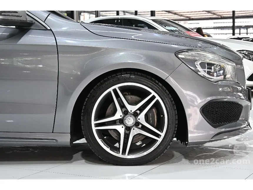 2015 Mercedes-Benz CLA250 AMG Dynamic Coupe