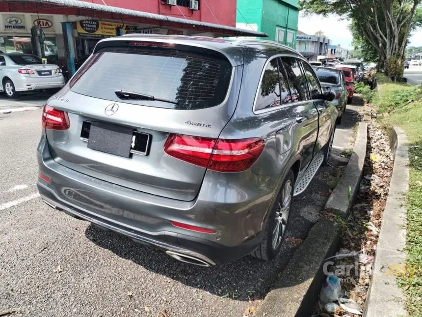 2016 Mercedes-Benz GLC250 4MATIC AMG Line SUV