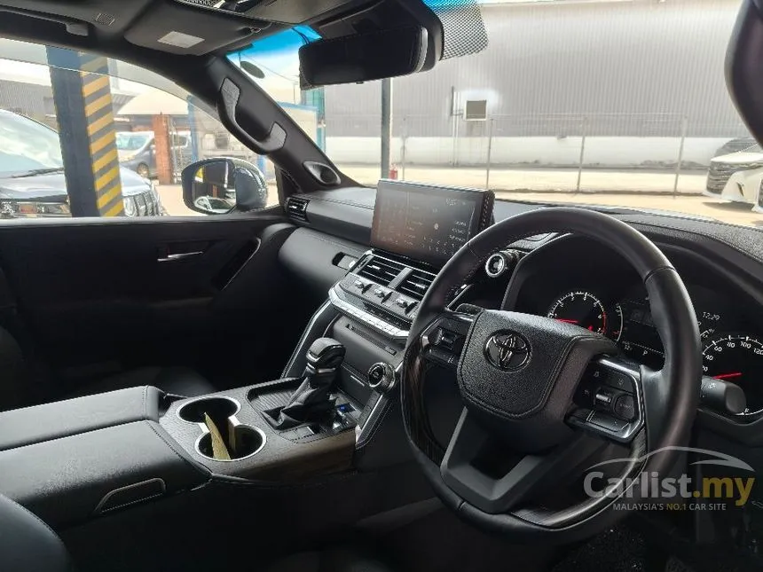 2023 Toyota Land Cruiser J300 ZX Modellista 7 Seater SUV