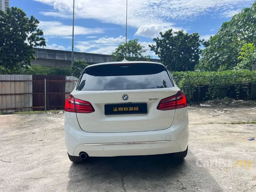 2016 BMW 218i Active Tourer Hatchback