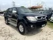 Used 4x4,Turbo Green Diesel,Dual Airbag,Side Step,Trunk Bar,Well Maintained,NO OFF ROAD-2011 Toyota Hilux 2.5 G (M) Double Cab Pickup Truck - Cars for sale
