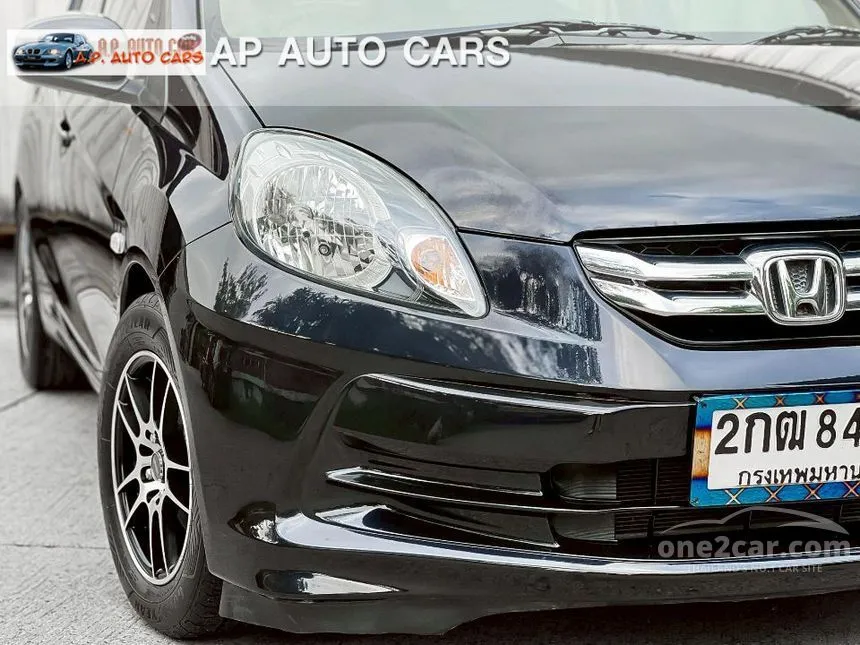 2013 Honda Brio Amaze V Sedan
