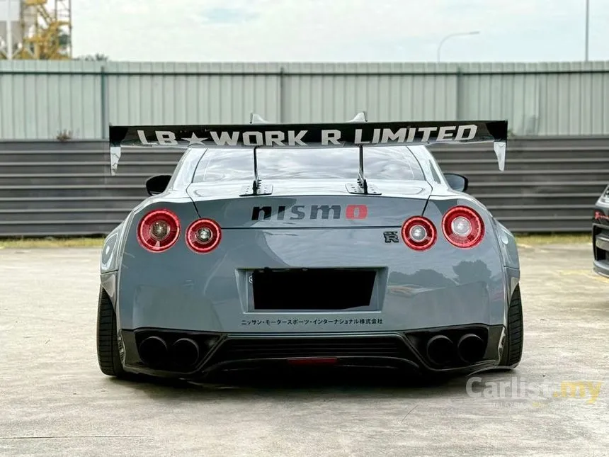 2009 Nissan GT-R Coupe