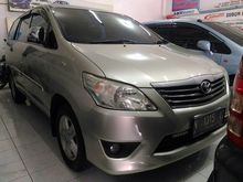 2012 Toyota Kijang Innova 2.0 E terawat dijual di malang