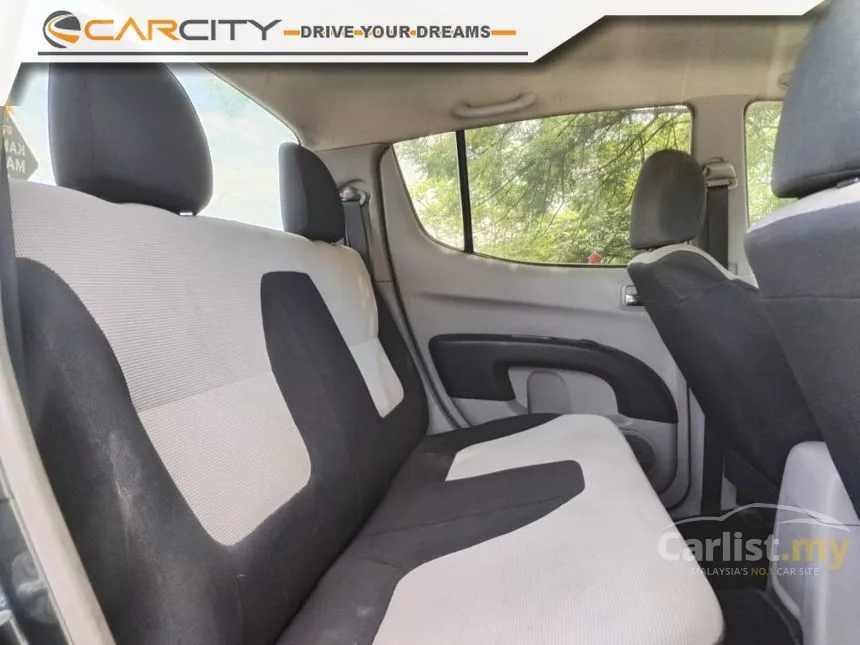 2010 Mitsubishi Triton Lite Dual Cab 4X2 Pickup