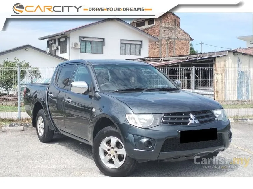 2010 Mitsubishi Triton Lite Dual Cab 4X2 Pickup