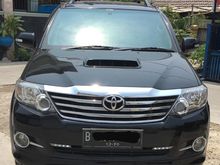Mobil Toyota Fortuner G at non trd diesel 2015 bukan 2014 hitam