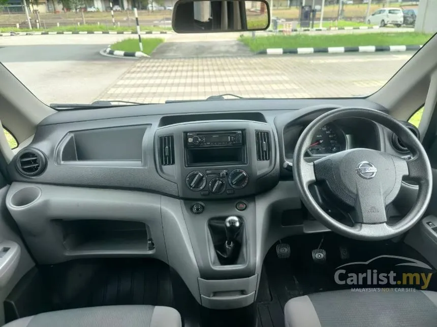 2019 Nissan NV200 Semi Panel Van