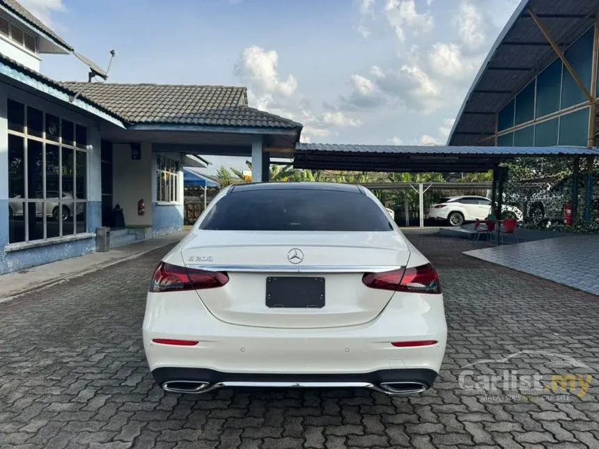 2021 Mercedes-Benz E200 AMG Sedan
