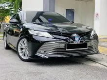 2021 Toyota Camry 2.5 V Sedan KENDERAAN RASMI MENTERI & TIMBALAN MENTERI AND FULL SERVICE RECORD SERVICE CENTRE + UNDER TOYOTA WARANTY