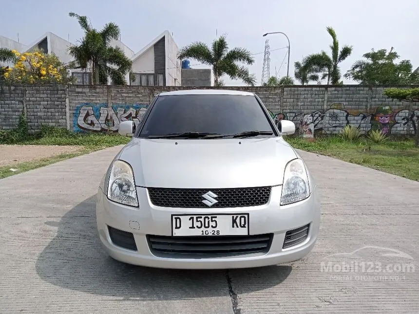 Jual Mobil Suzuki Swift 2008 ST 1.5 di Jawa Barat Manual Hatchback Silver Rp 80.000.000