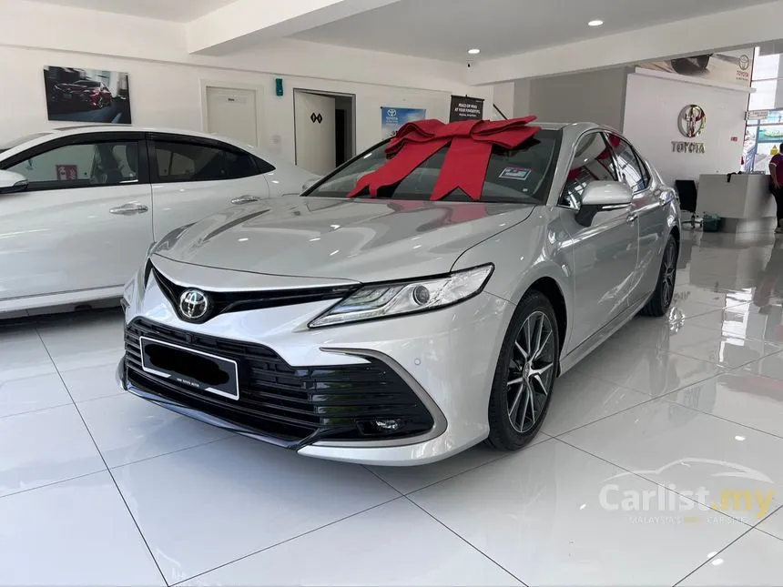 New Brand New Toyota Camry 2.5 V Fast Stock - Carlist.my