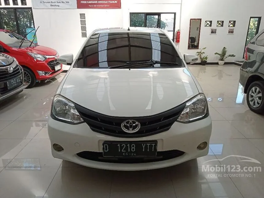 Jual Mobil Toyota Etios Valco 2014 E 1.2 di Jawa Barat Manual Hatchback Putih Rp 85.000.000