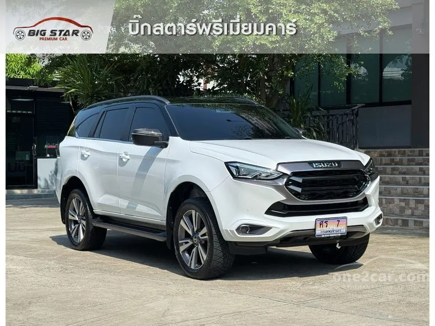 2024 Isuzu MU-X Ultimate SUV