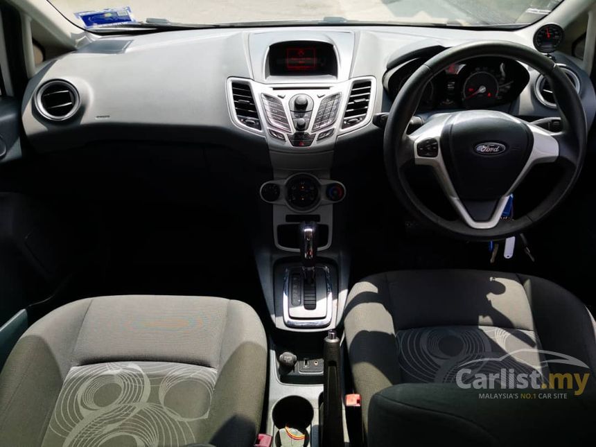 2012 Ford Fiesta LX Sedan