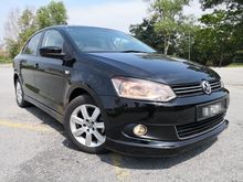 Volkswagen Polo 1.6 Sedan LikeNew Full service High Loan