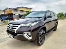 2016 Toyota FORTUNER 2.4 (ปี 15-25) V SUV