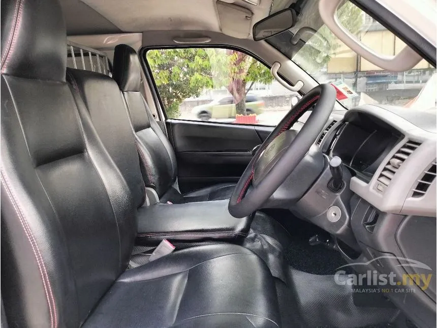 2006 Toyota Hiace Panel Van Van