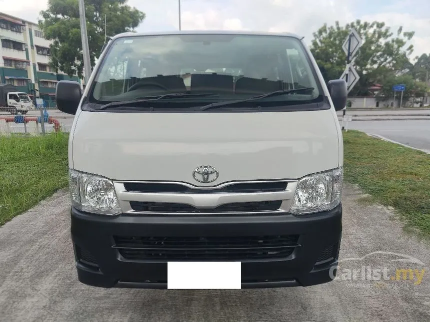 2011 Toyota Hiace Semi Panel Van Van
