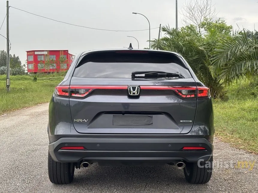 2025 Honda HR-V V SUV