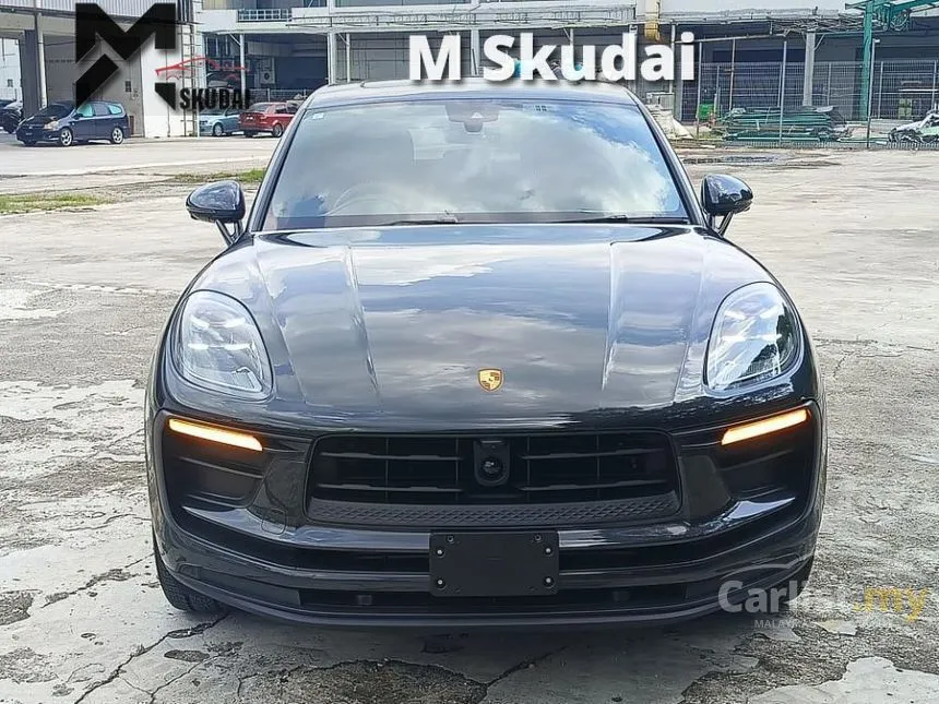 2023 Porsche Macan SUV