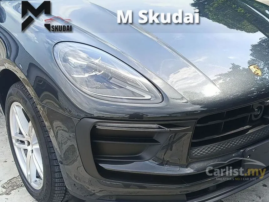 2023 Porsche Macan SUV
