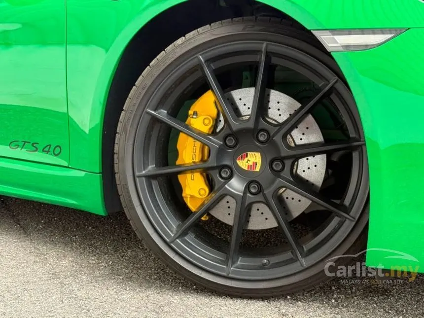 2022 Porsche 718 Cayman GT4 Coupe