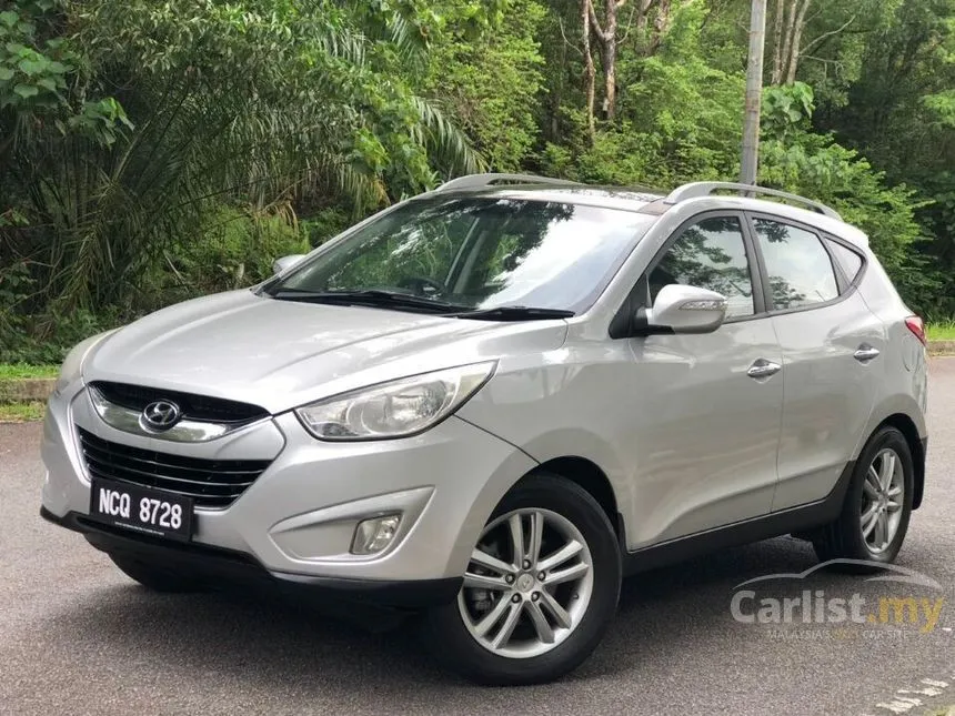 2011 Hyundai Tucson Premium SUV