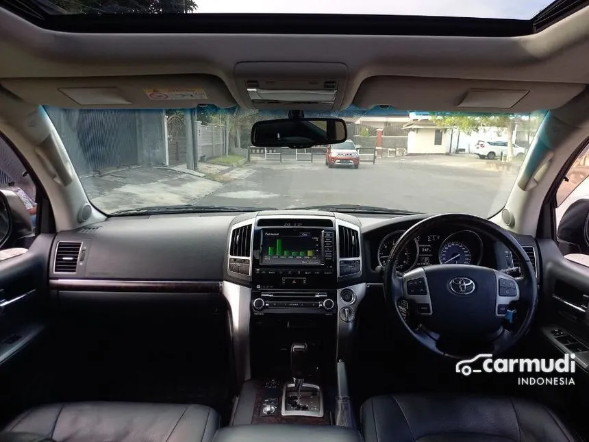 2014 Toyota Land Cruiser Full Spec E VX SUV