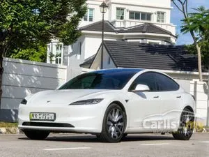 2025 TESLA Model 3 Long Range Enhance Autopilot Sedan