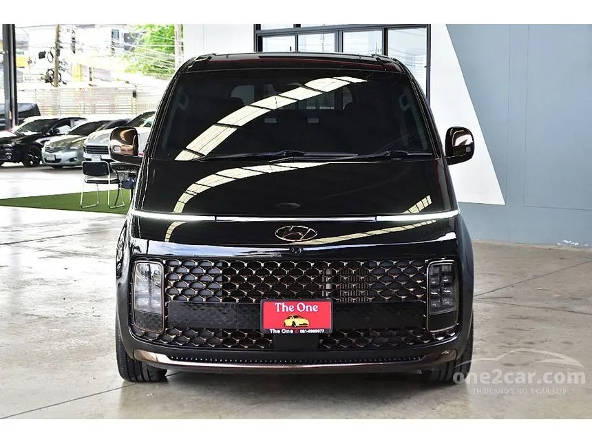 2022 Hyundai Staria Premium Van