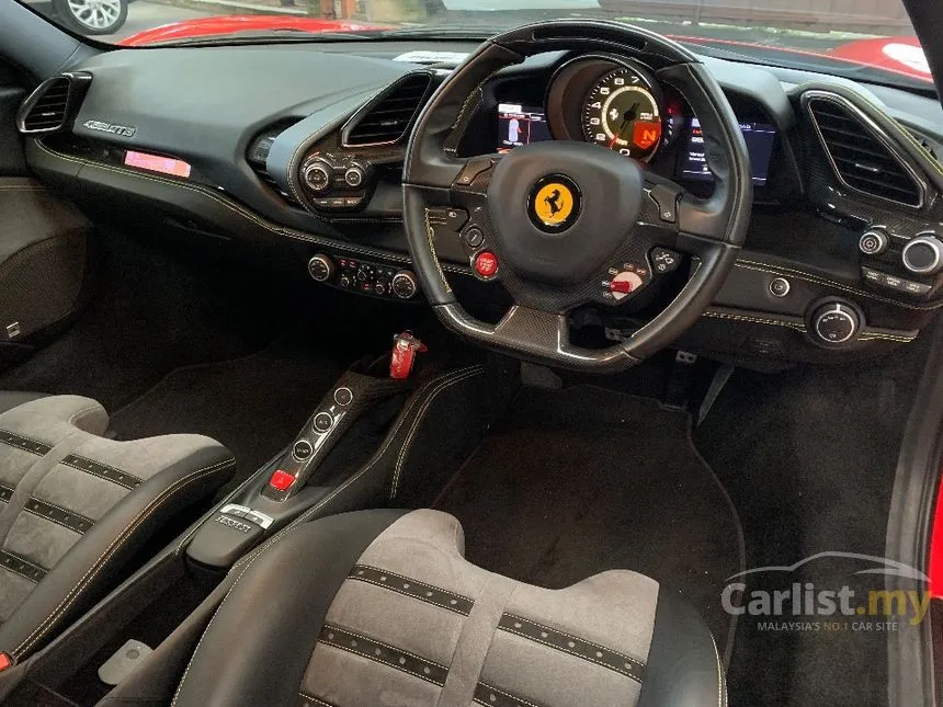 2017 Ferrari 488 GTB Coupe