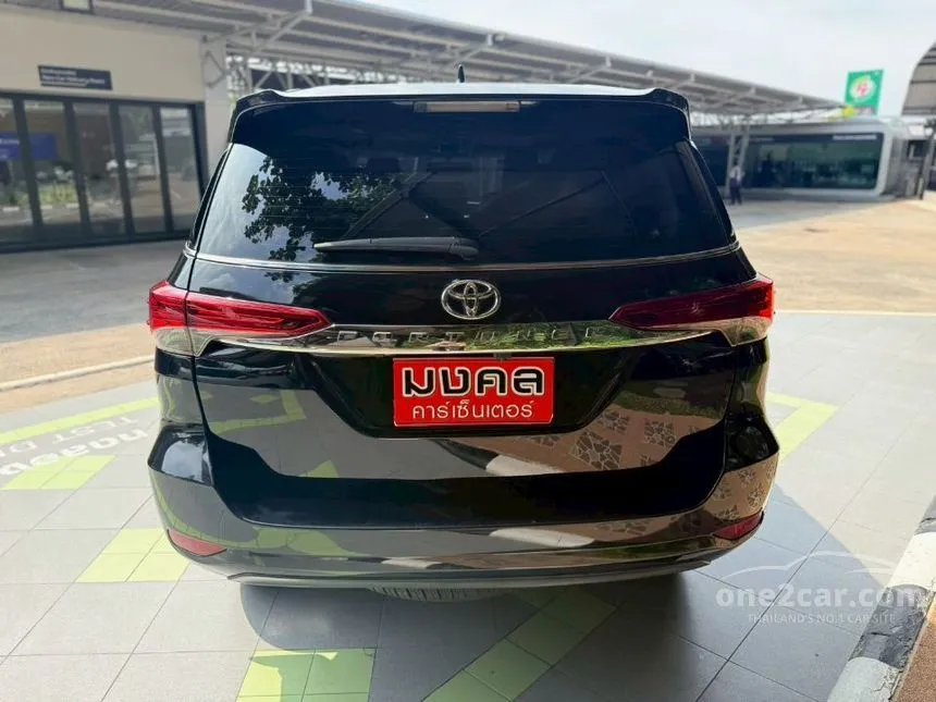 2017 Toyota FORTUNER V SUV