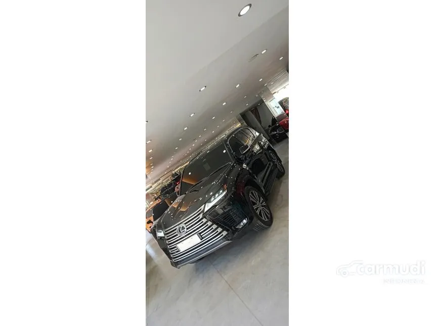 2025 Lexus LX 700h VIP SUV