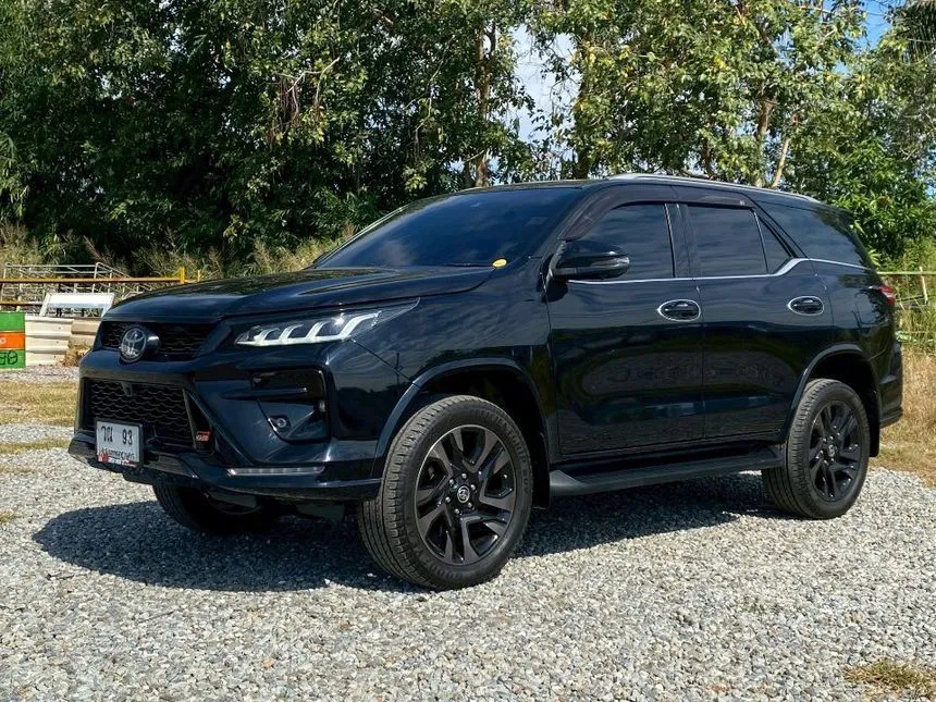 2022 Toyota FORTUNER GR Sport SUV