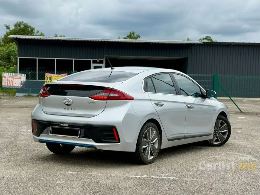 2018 Hyundai Ioniq HEV Plus Hatchback