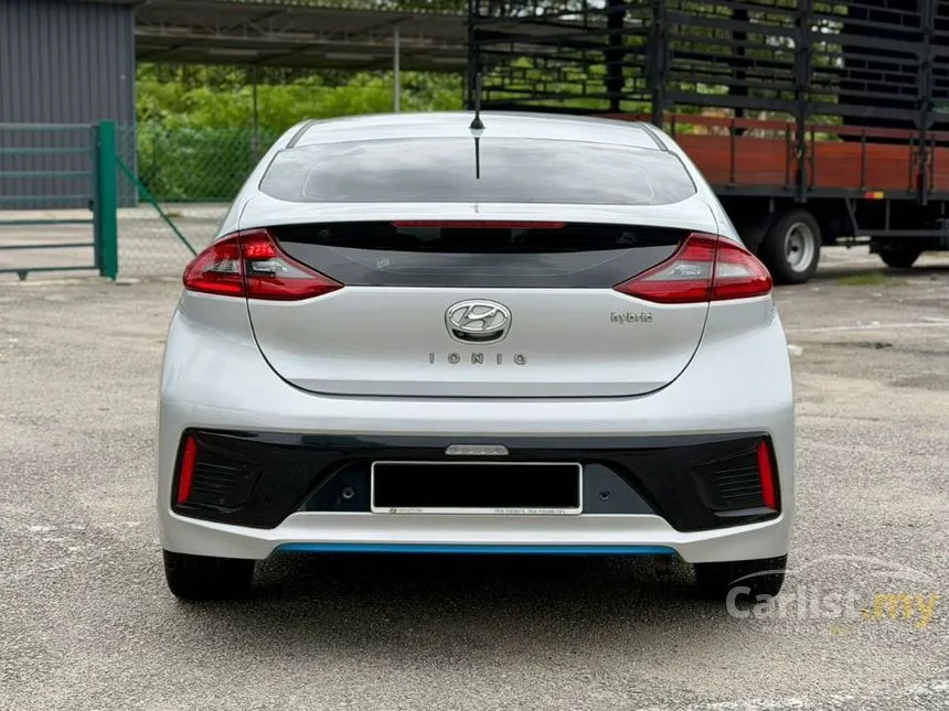 2018 Hyundai Ioniq HEV Plus Hatchback