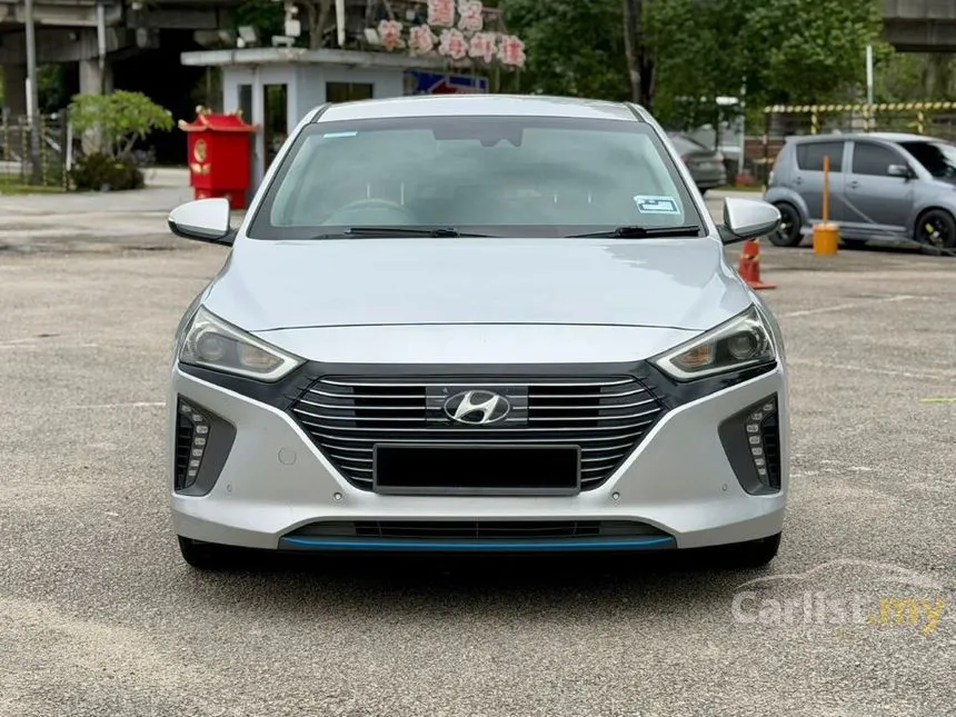 2018 Hyundai Ioniq HEV Plus Hatchback
