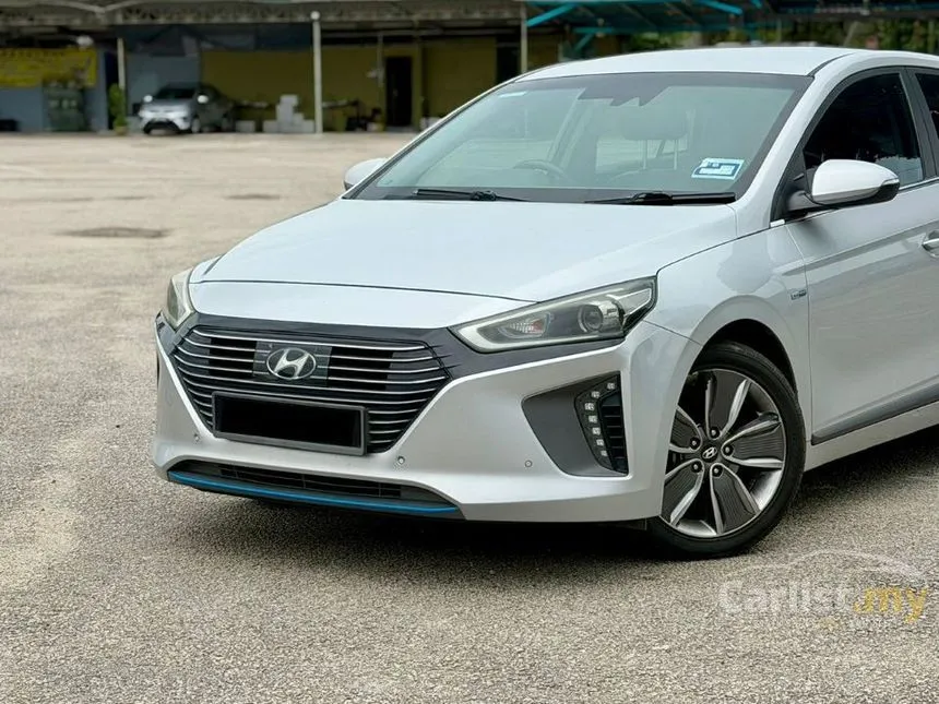 2018 Hyundai Ioniq HEV Plus Hatchback